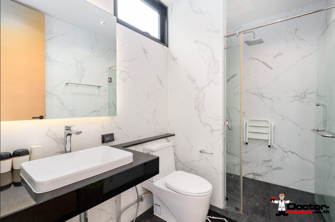 Modern 4 Bedroom Private Pool Villa with Partial Sea View in Plai Laem, Koh Samui – For Sale